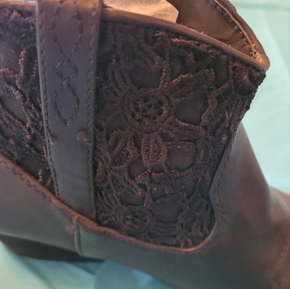 Very Volatile black bootie - Picture 3 of 5